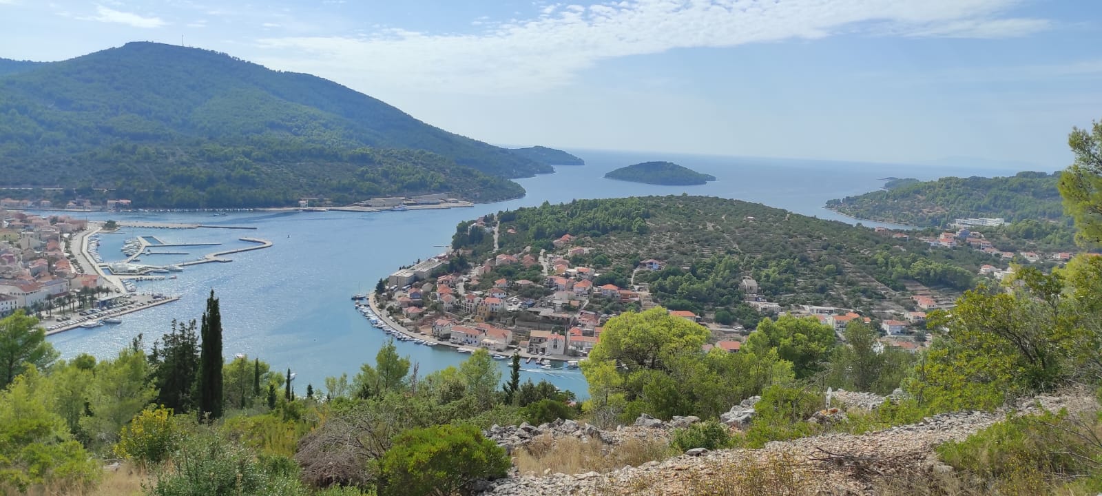 VISTA DE KORCULA DESDE VELA SPILA VISTA DE KORCULA DESDE VELA SPILA